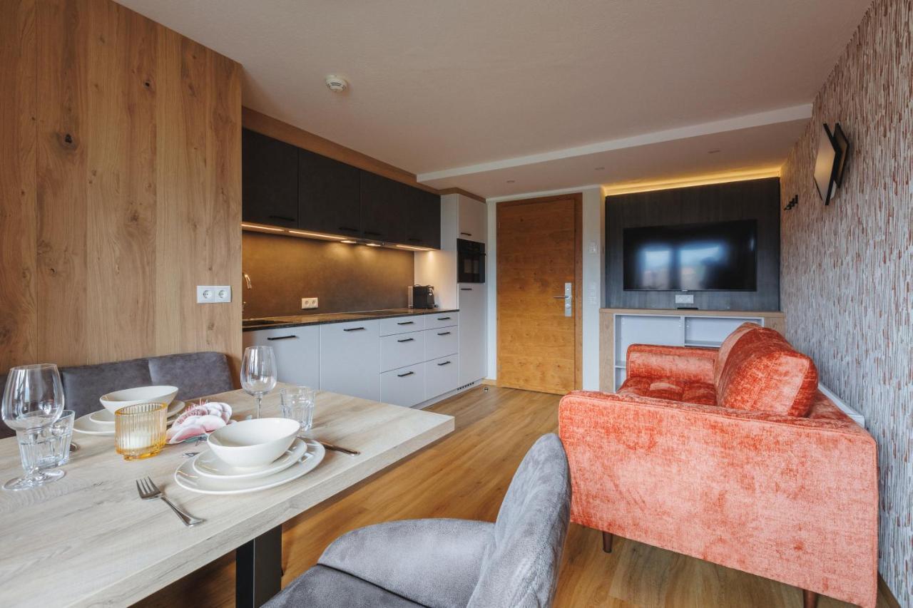 Hin&Weg Das Aparthotel Ried im Zillertal Eksteriør bilde