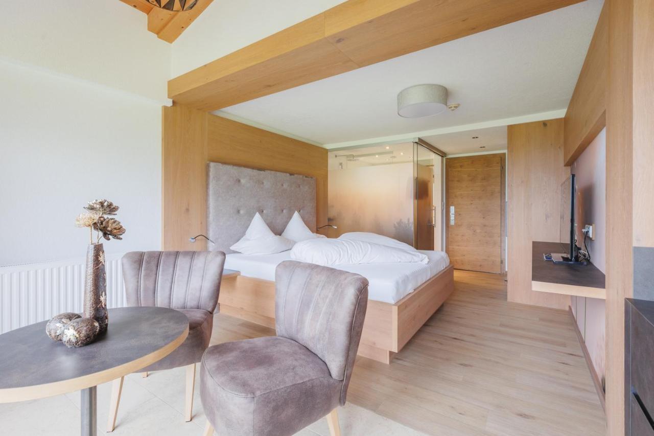 Hin&Weg Das Aparthotel Ried im Zillertal Eksteriør bilde