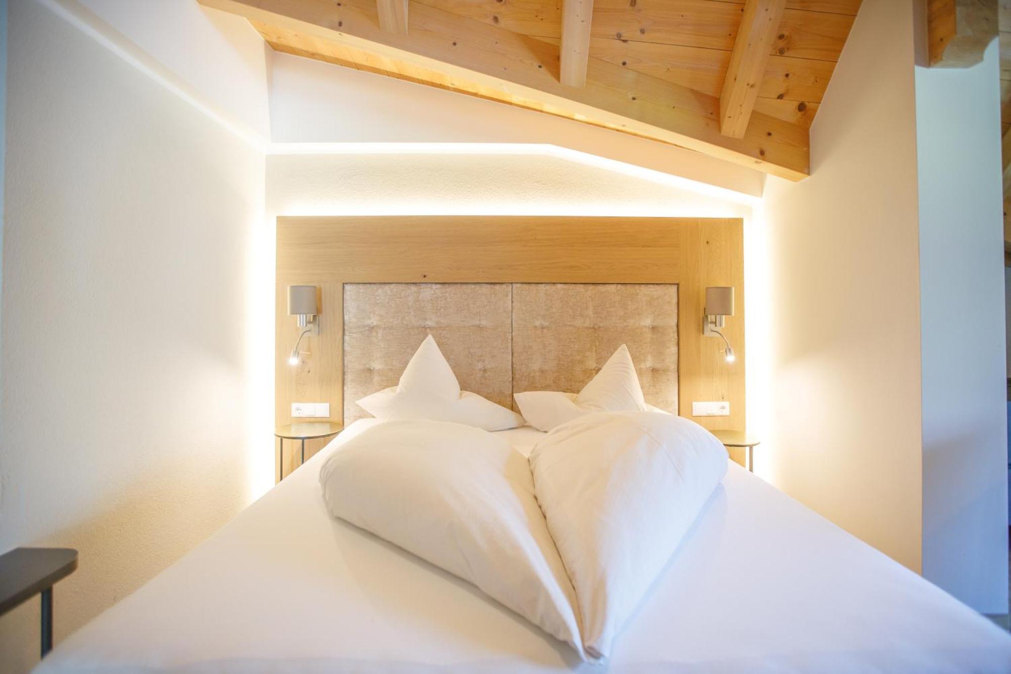 Hin&Weg Das Aparthotel Ried im Zillertal Eksteriør bilde
