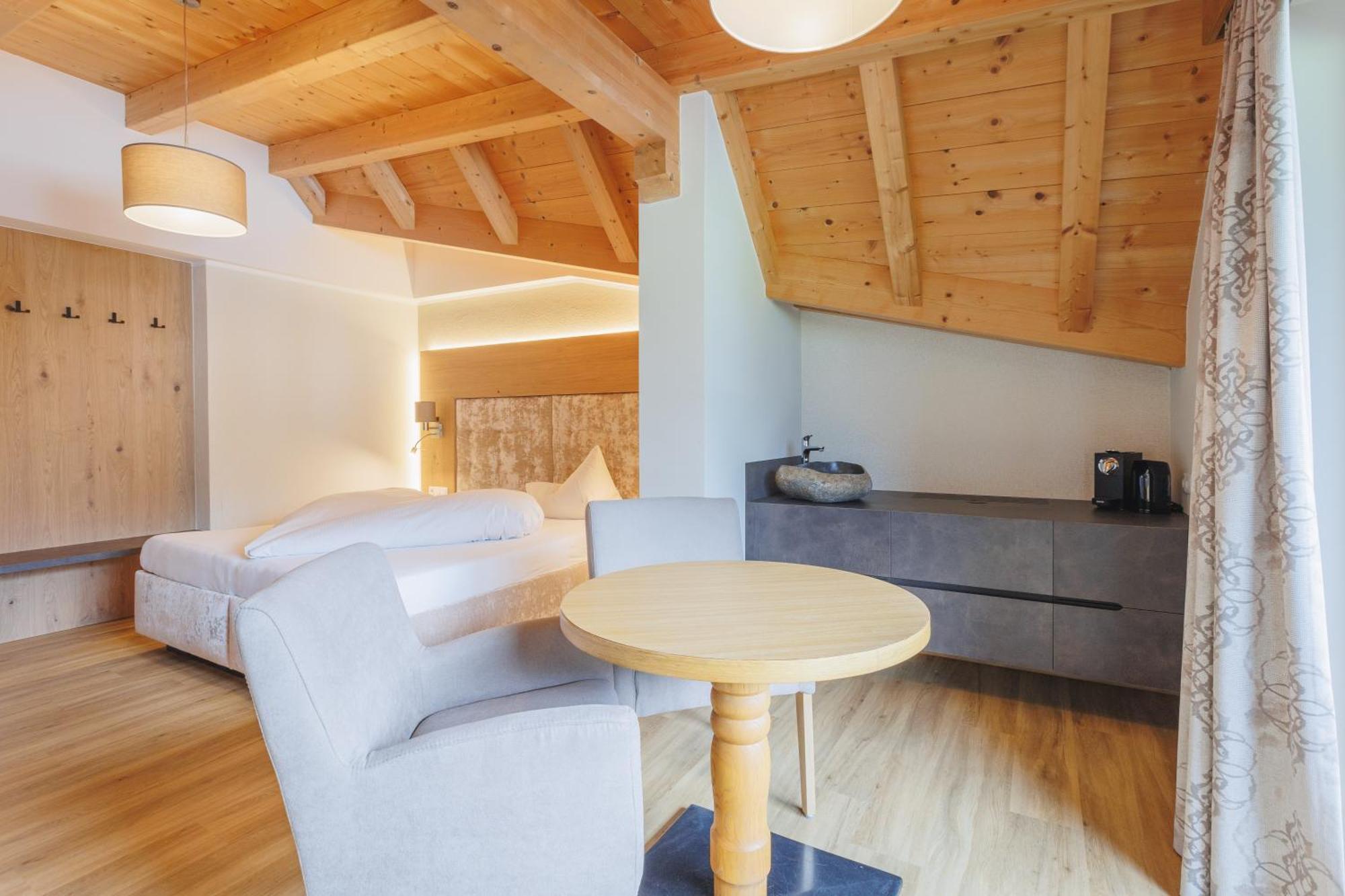 Hin&Weg Das Aparthotel Ried im Zillertal Eksteriør bilde