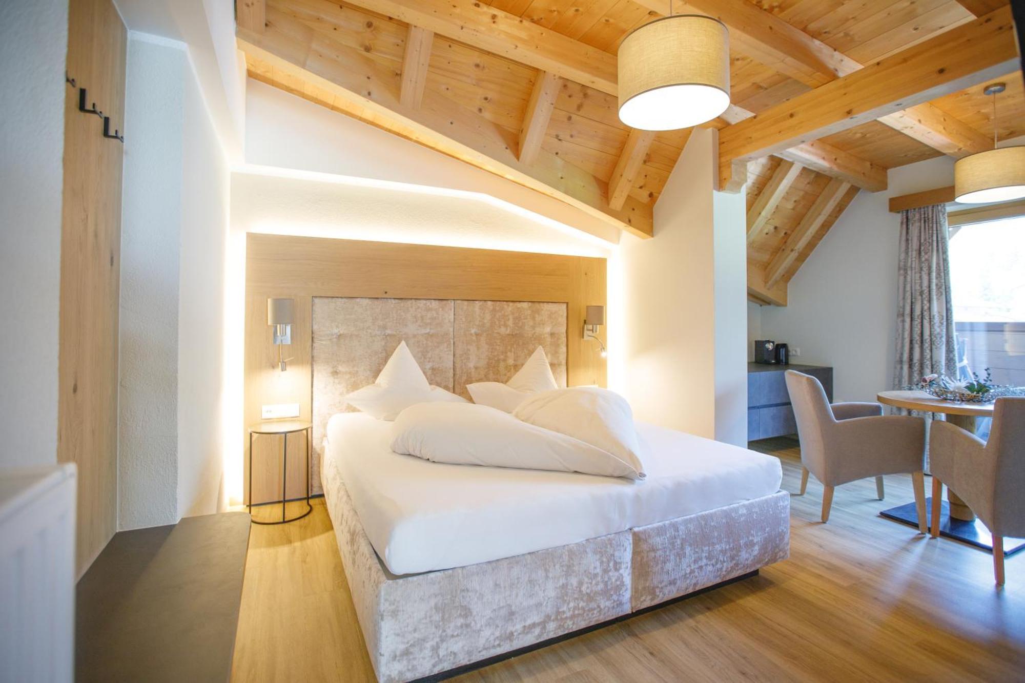 Hin&Weg Das Aparthotel Ried im Zillertal Eksteriør bilde