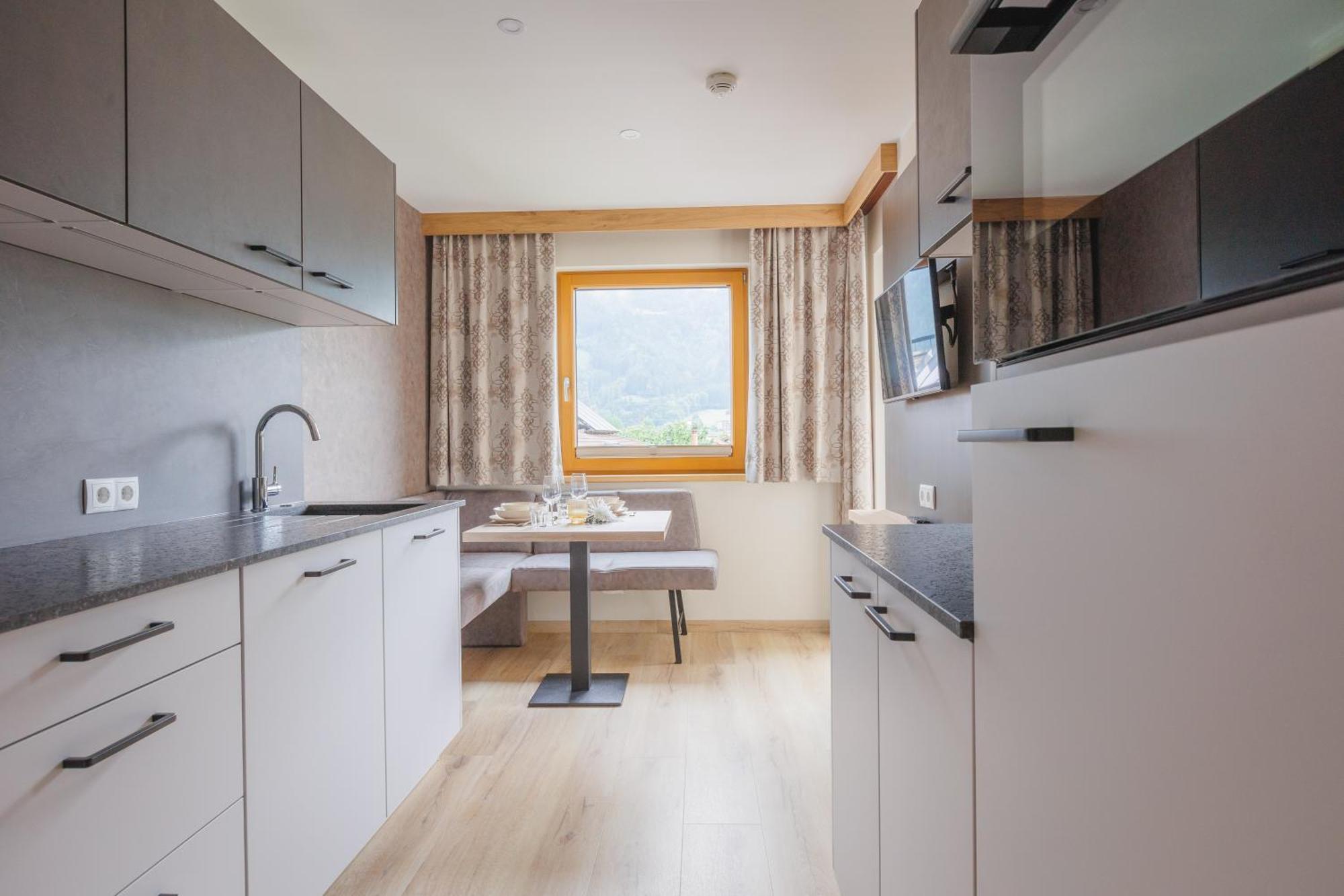 Hin&Weg Das Aparthotel Ried im Zillertal Eksteriør bilde