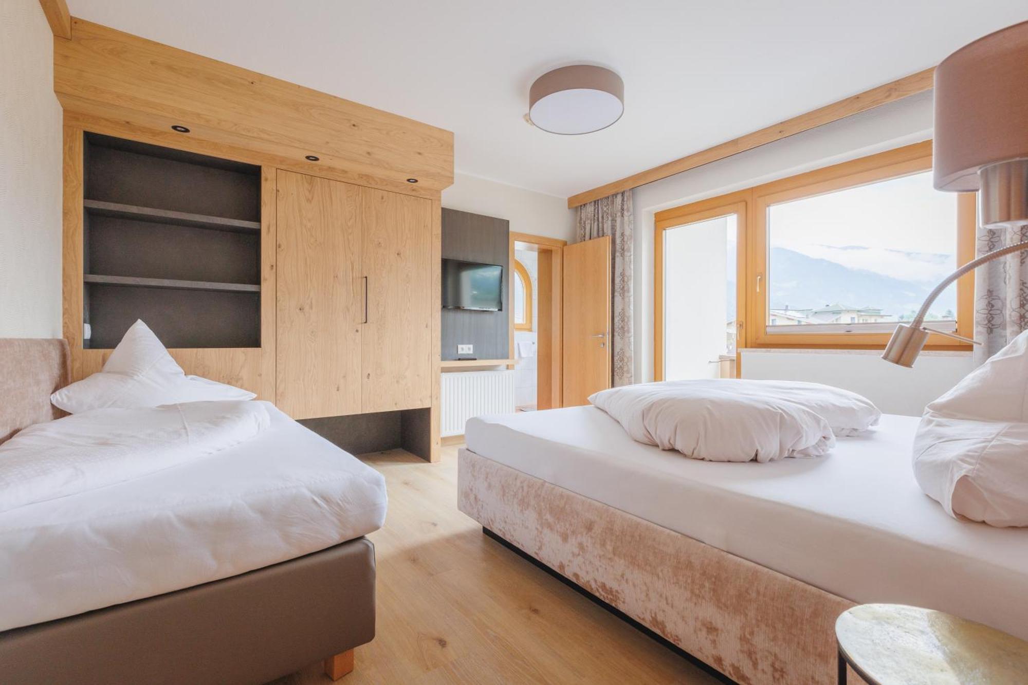 Hin&Weg Das Aparthotel Ried im Zillertal Eksteriør bilde