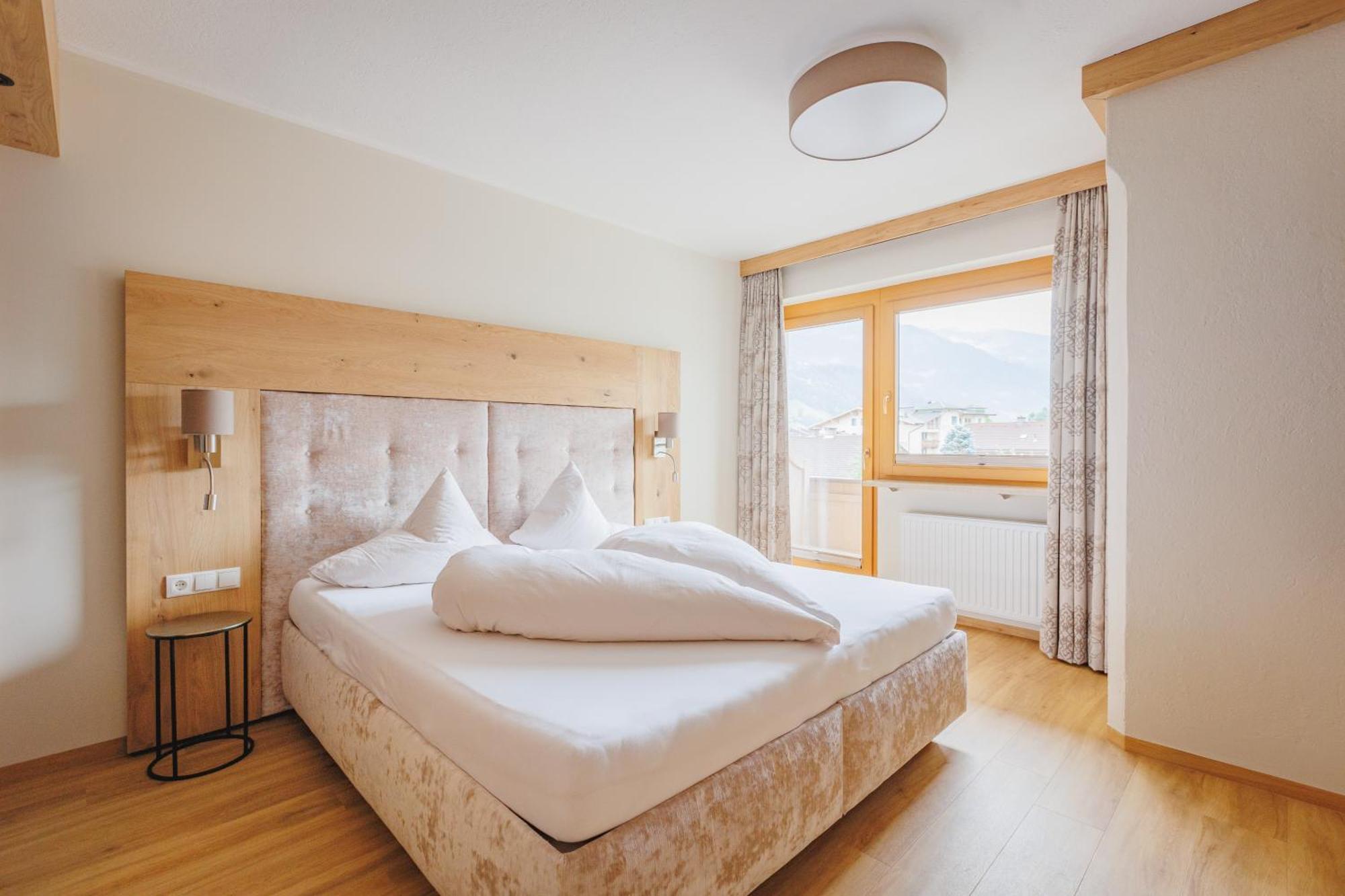 Hin&Weg Das Aparthotel Ried im Zillertal Eksteriør bilde