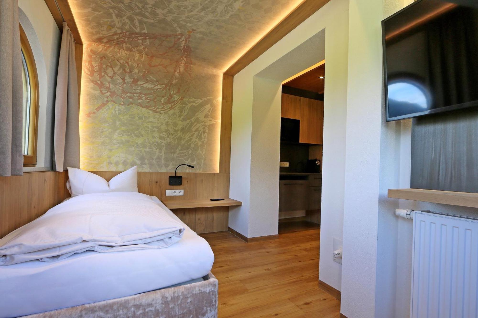 Hin&Weg Das Aparthotel Ried im Zillertal Eksteriør bilde